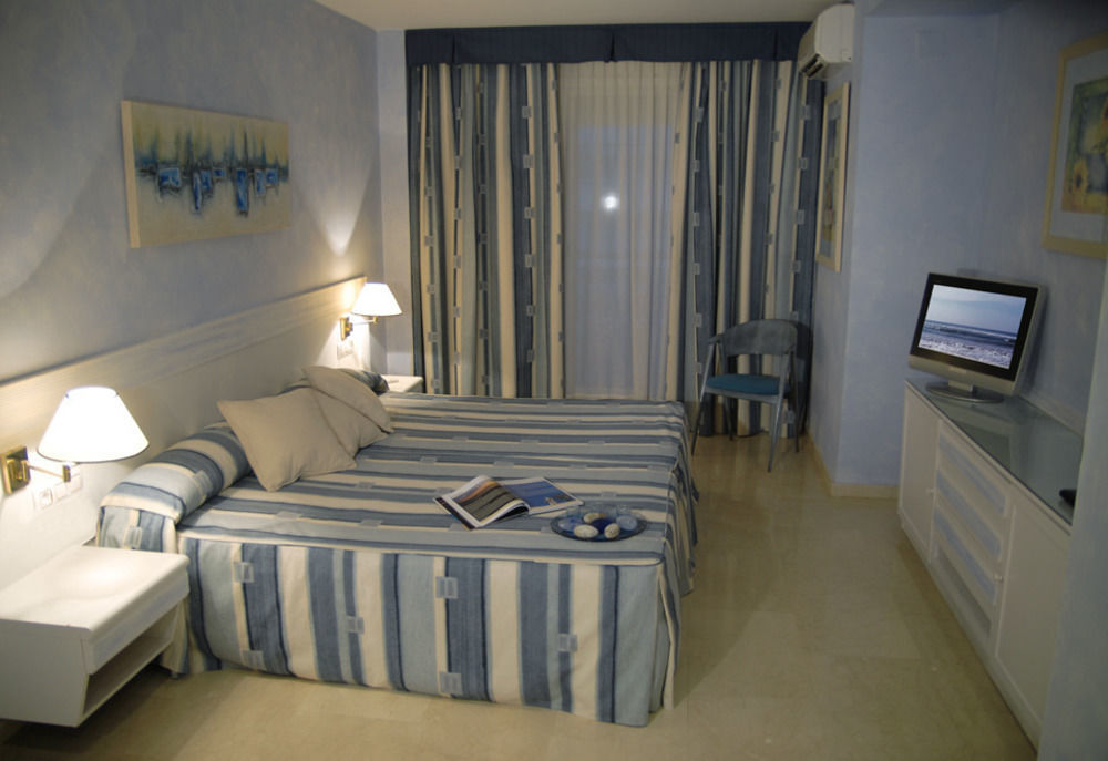 Mediterraneo Sitges Dış mekan fotoğraf